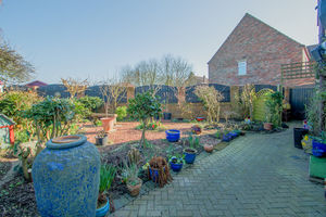 Photo 10- click for photo gallery